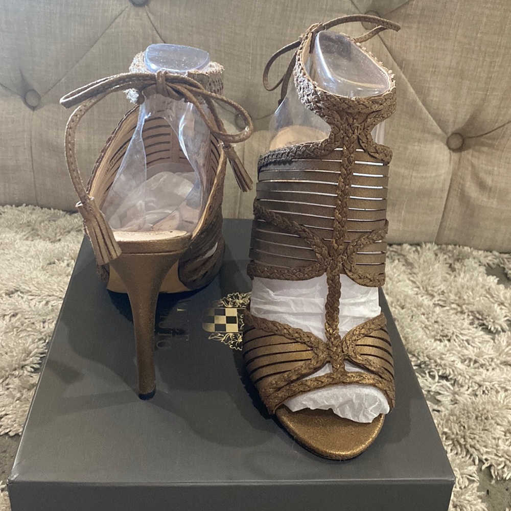 Vince Camaro Bronze Heel
